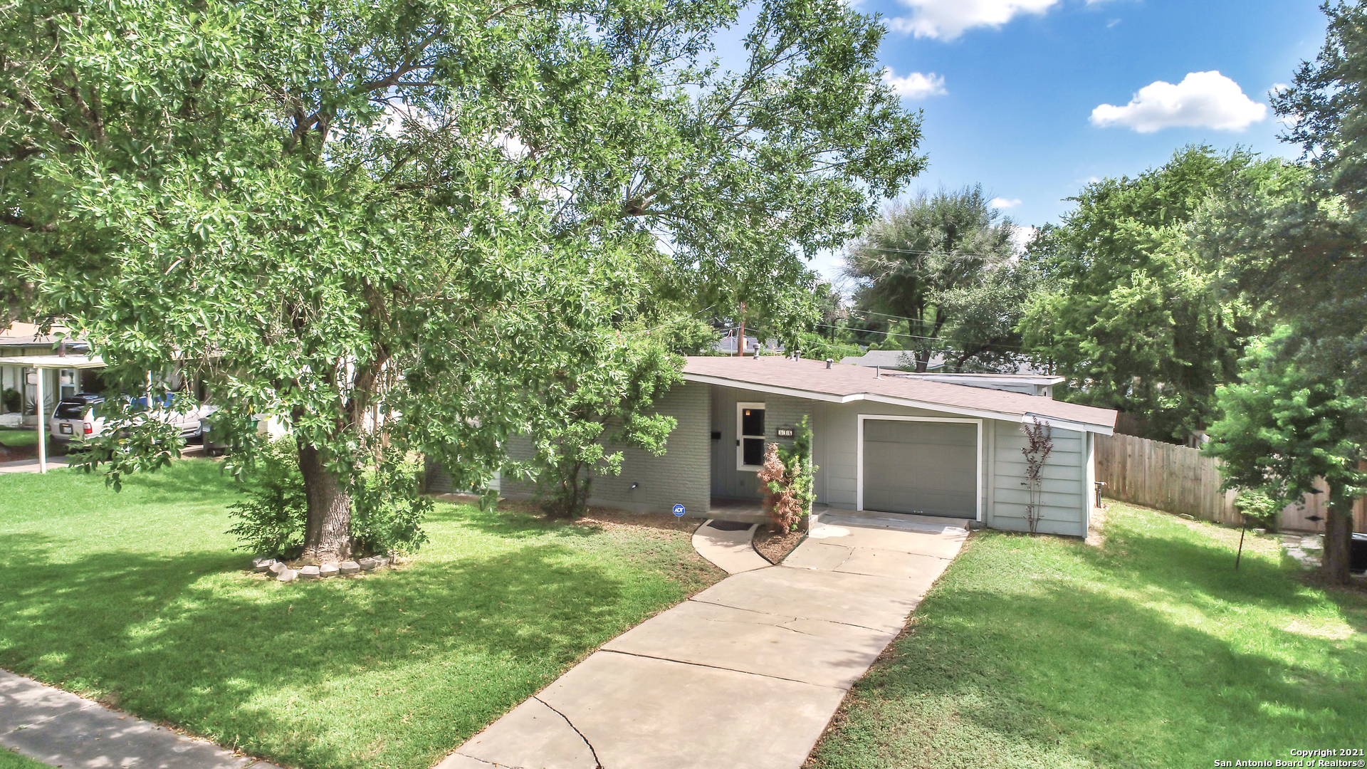 346 Maplewood Lane San Antonio TX 78216