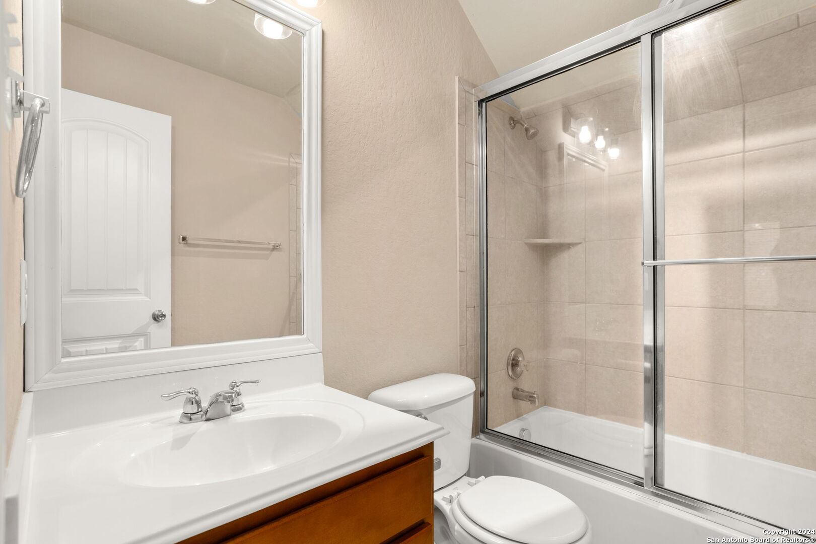809 Laserra Cibolo TX 78108