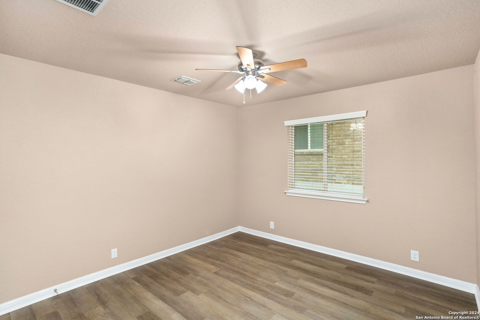 809 Laserra Cibolo TX 78108