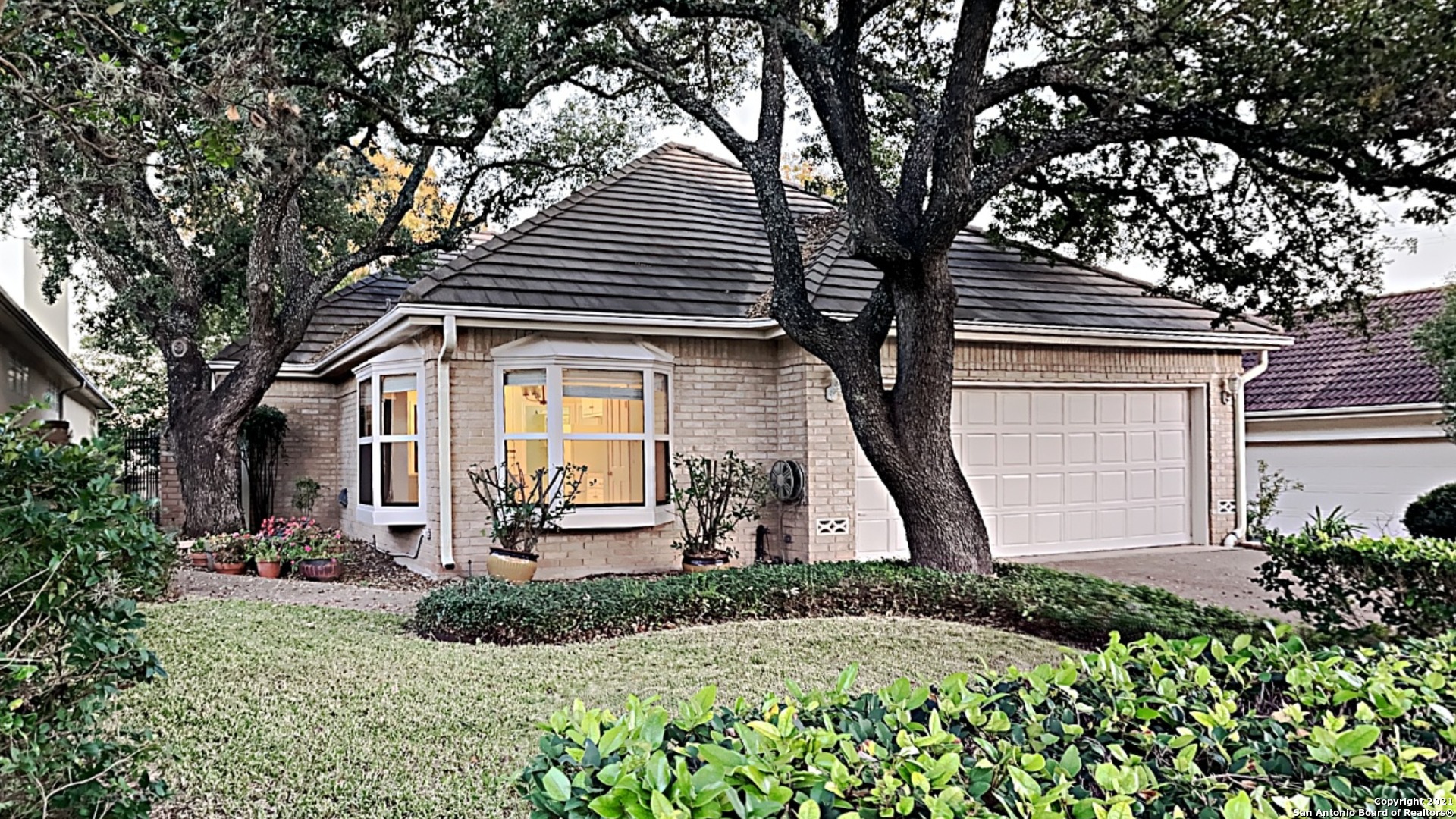 19118 E Birdsong San Antonio TX 78258