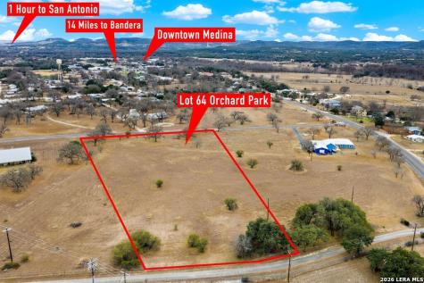 64 Orchard Park Boulevard Medina TX 78055