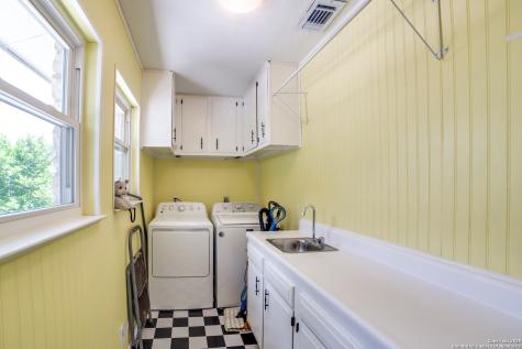 20892 Bluehill Pass Helotes TX 78023