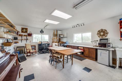 20892 Bluehill Pass Helotes TX 78023