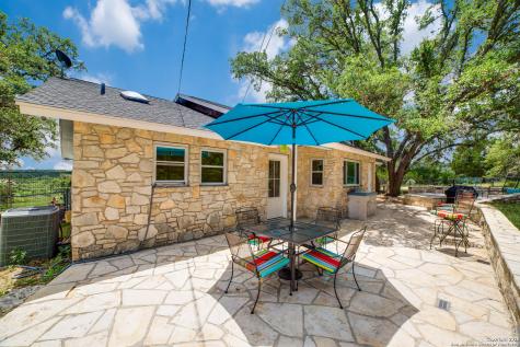 20892 Bluehill Pass Helotes TX 78023