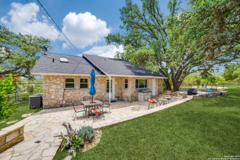 20892 Bluehill Pass Helotes TX 78023