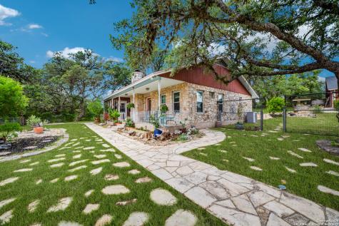 20892 Bluehill Pass Helotes TX 78023