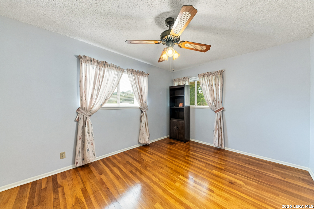 102 Da Gama Universal City TX 78148