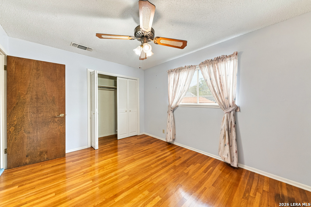 102 Da Gama Universal City TX 78148