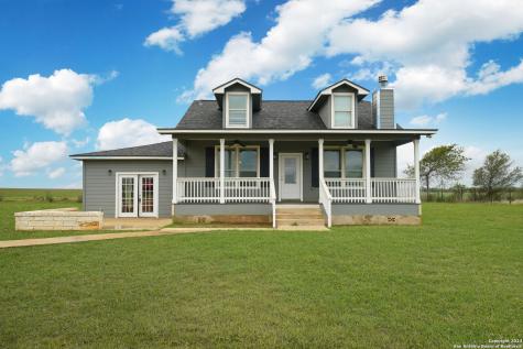 4115 County Road 136 Floresville TX 78114