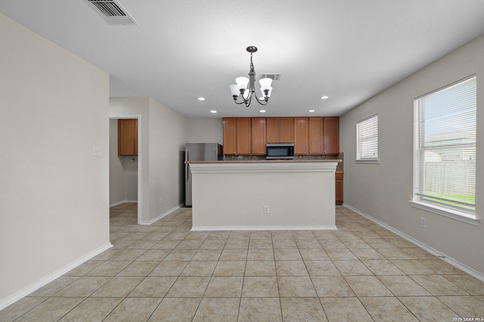 6634 Poseidon Way Converse TX 78109