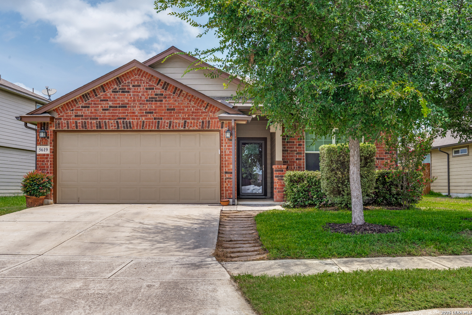 5619 Espada Cliff San Antonio TX 78222