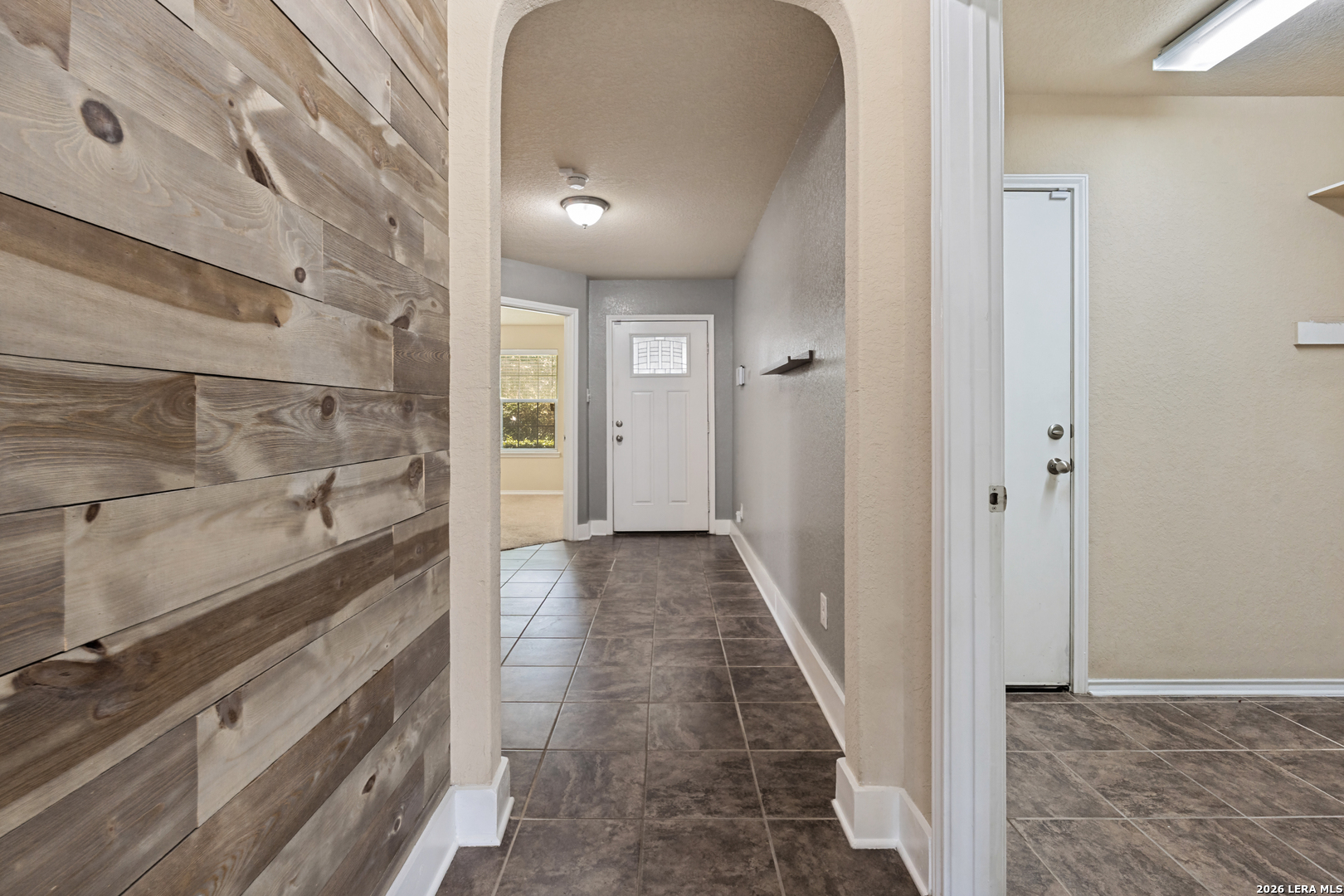 5619 Espada Cliff San Antonio TX 78222
