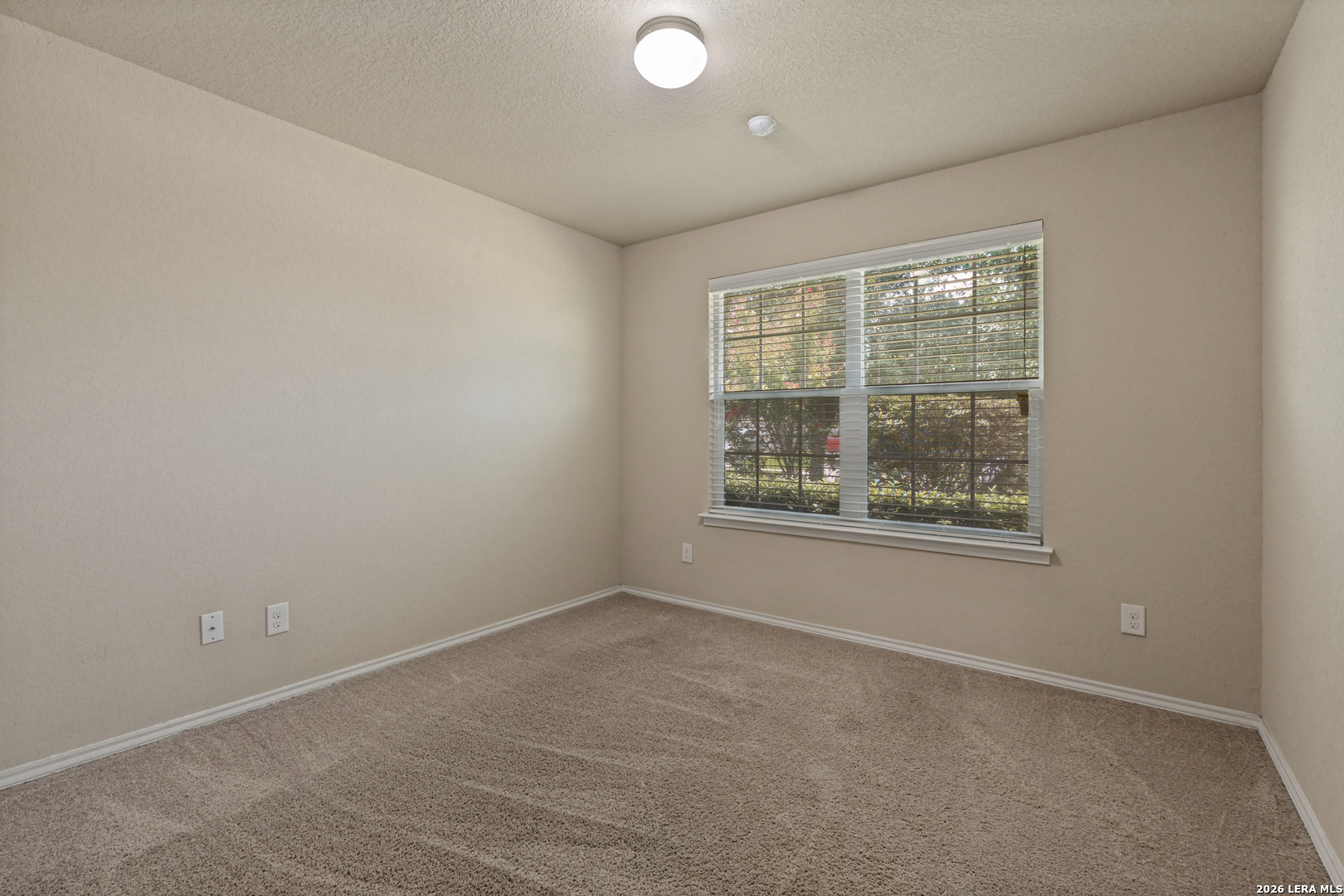 5619 Espada Cliff San Antonio TX 78222