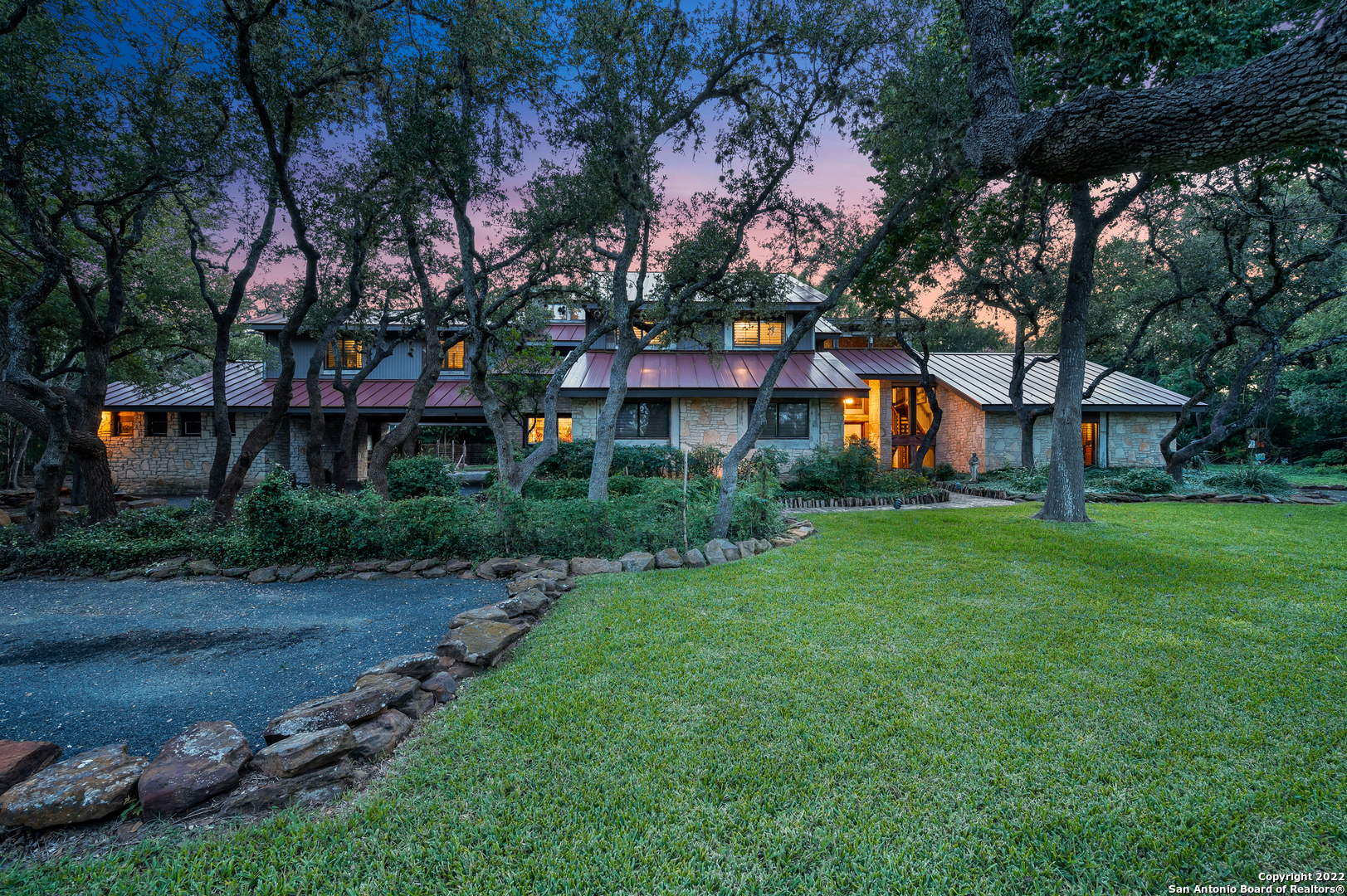 404 Cliffside Drive Shavano Park TX 78231