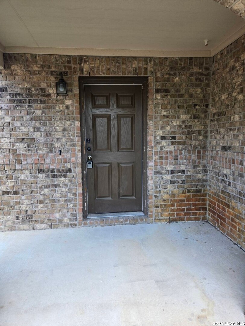 8815 Adhinger San Antonio TX 78245