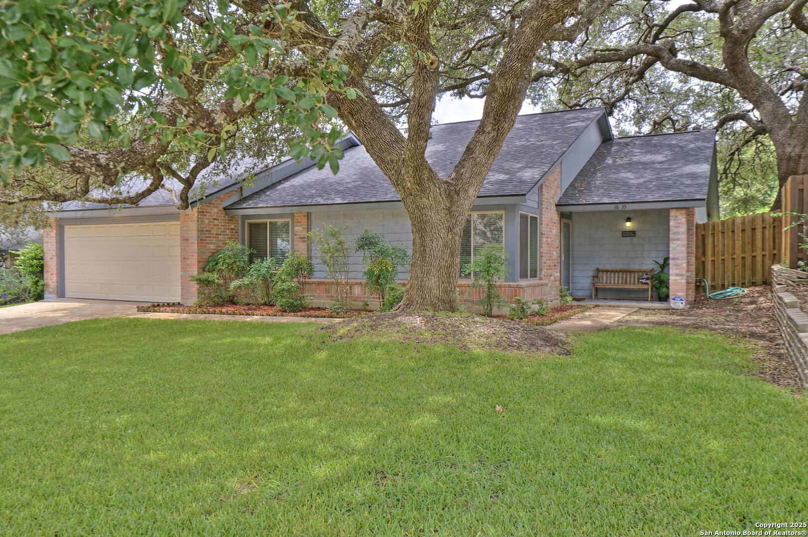 16535 Fox Knoll San Antonio TX 78247