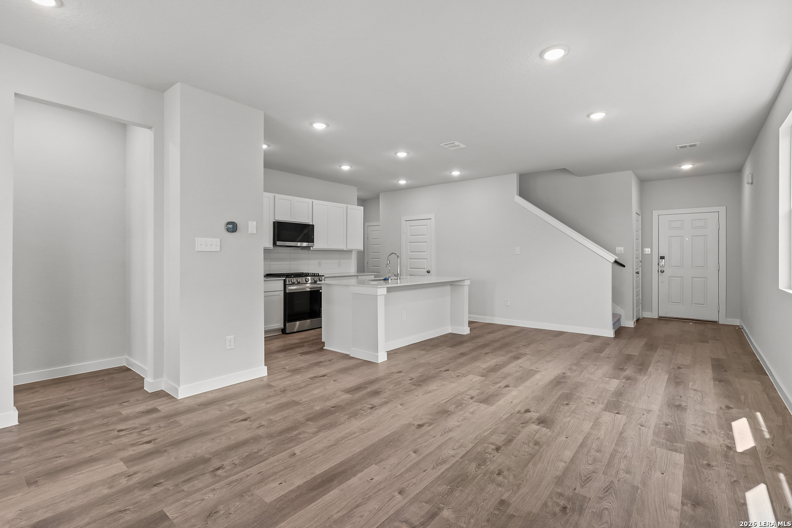 9935 Chavaneaux Landing San Antonio TX 78221
