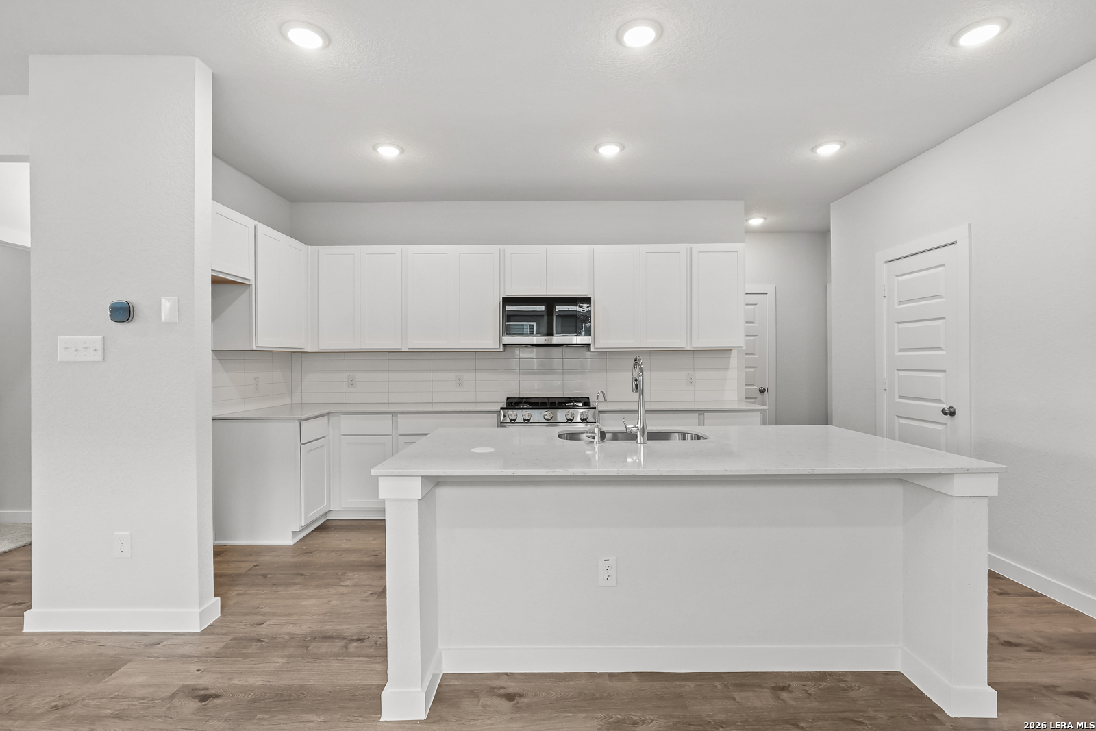 9935 Chavaneaux Landing San Antonio TX 78221