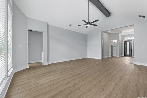 210 Kari Drive Castroville TX 78009