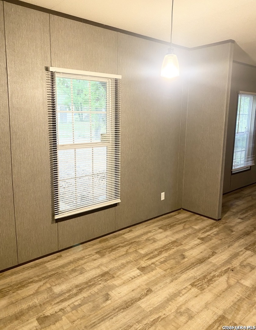 404 Hollow Oak La Vernia TX 78121