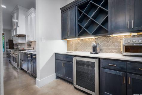 1226 Wild Rose New Braunfels TX 78132