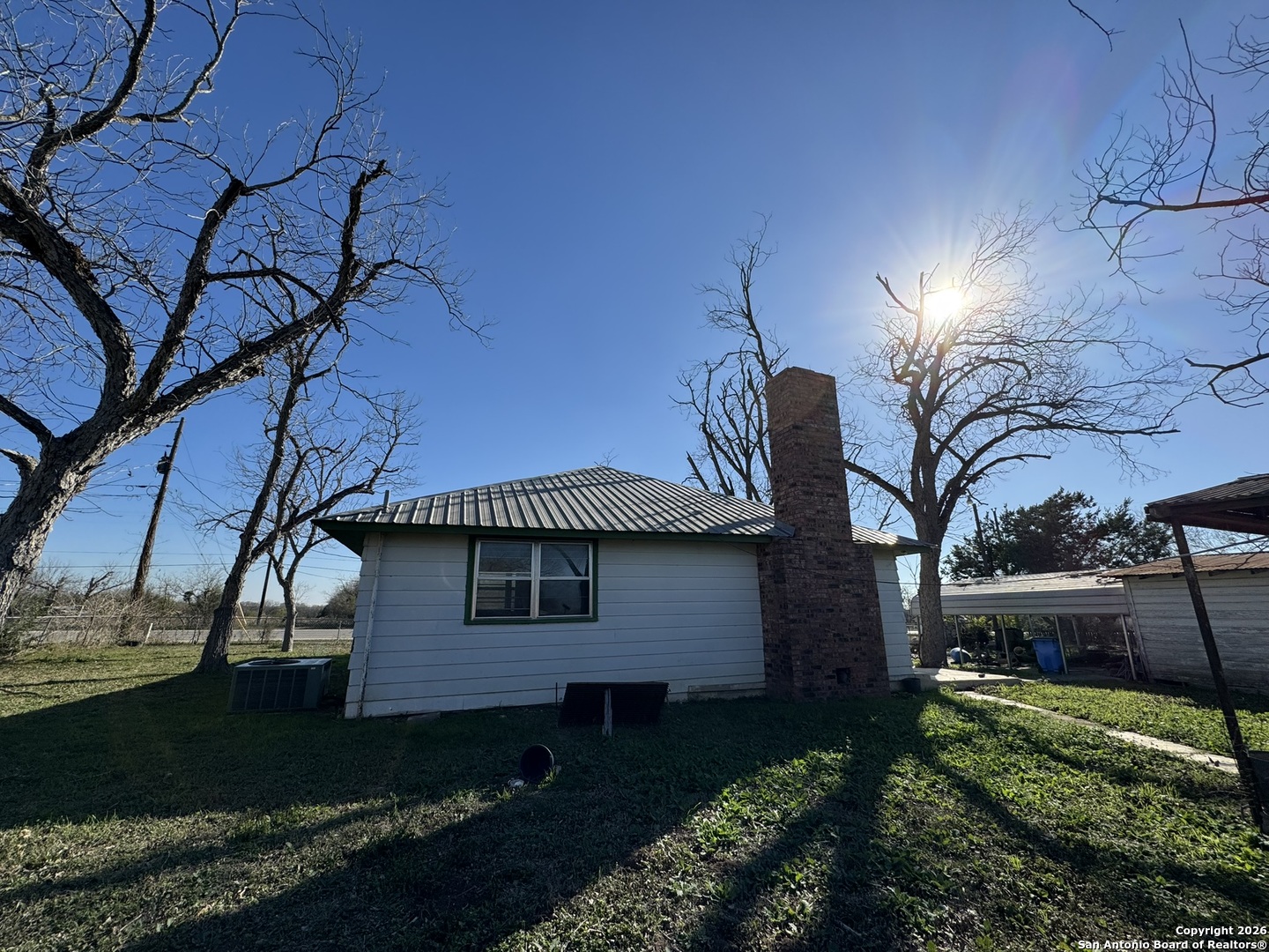 2742 W Kingsbury Street Seguin TX 78155