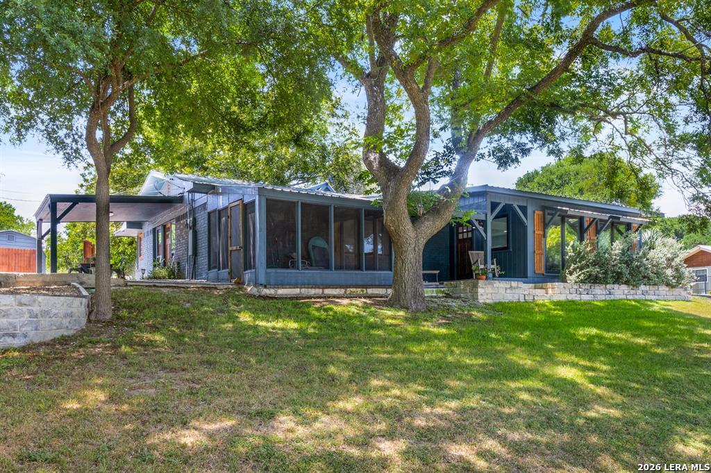 810 River Road Wimberley TX 78676