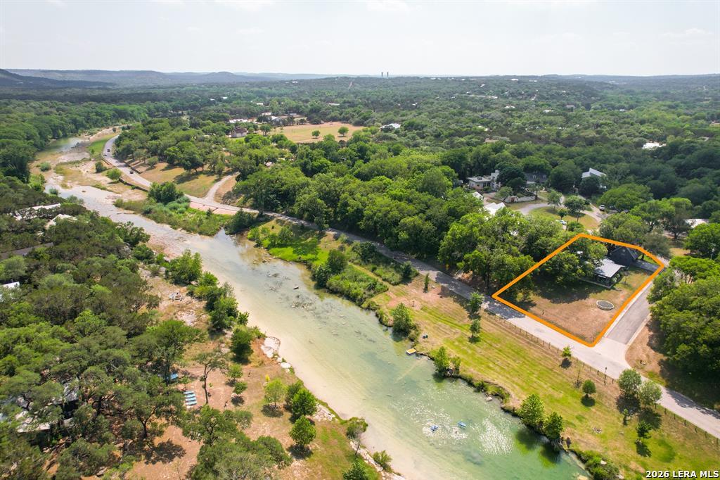 810 River Road Wimberley TX 78676