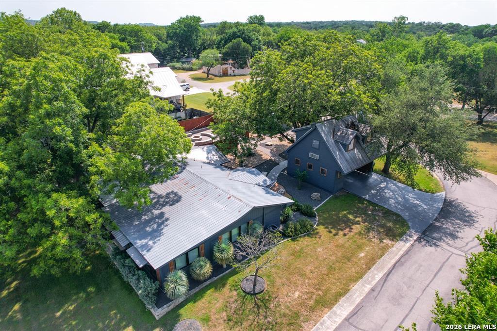 810 River Road Wimberley TX 78676