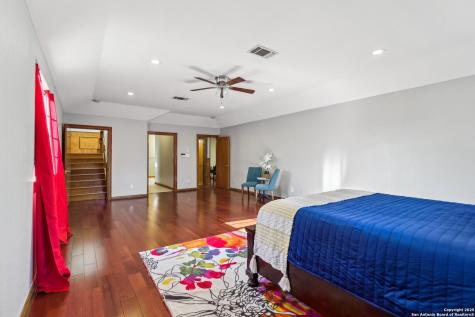 606 E Sunshine San Antonio TX 78228