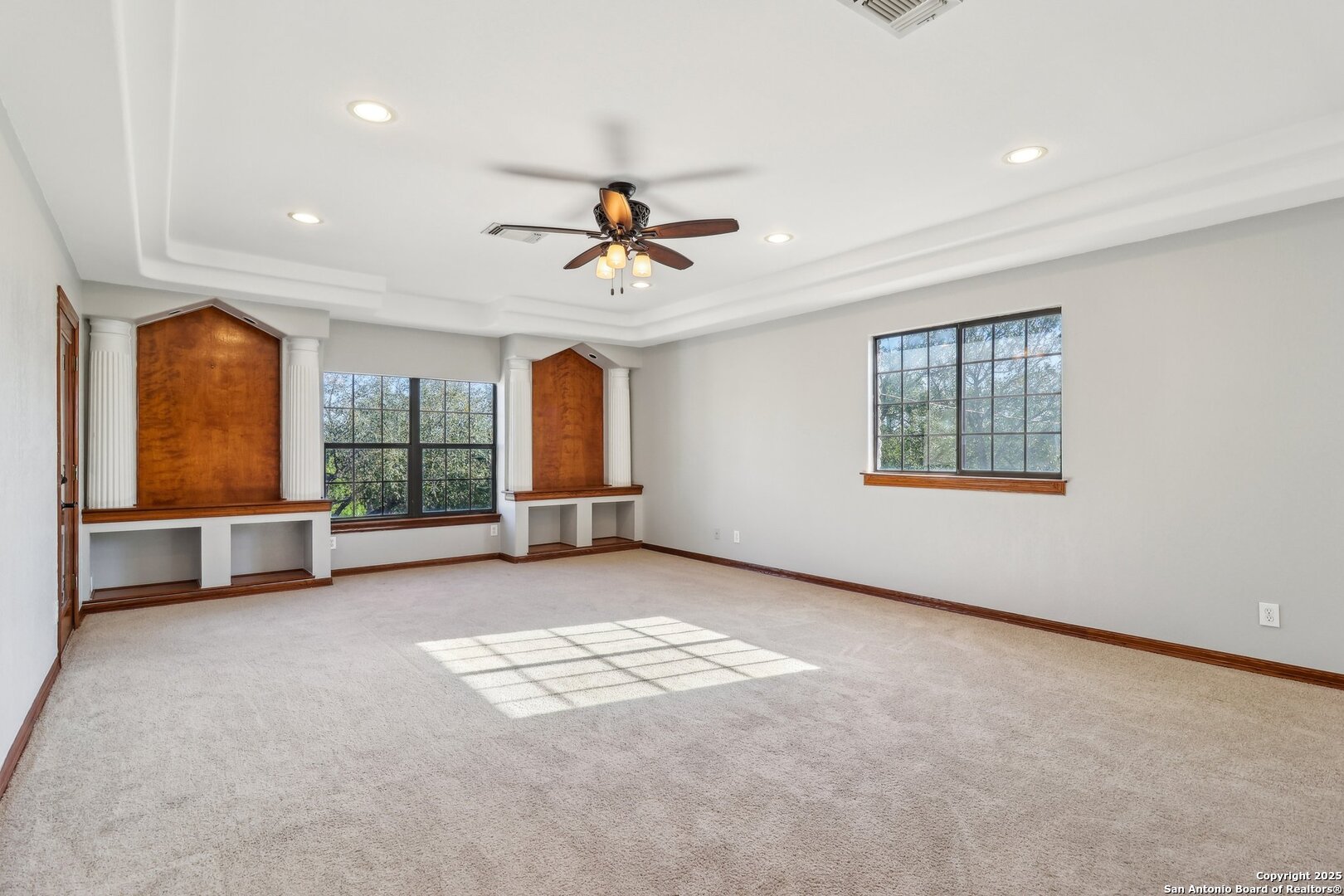 606 E Sunshine San Antonio TX 78228
