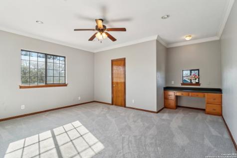 606 E Sunshine San Antonio TX 78228