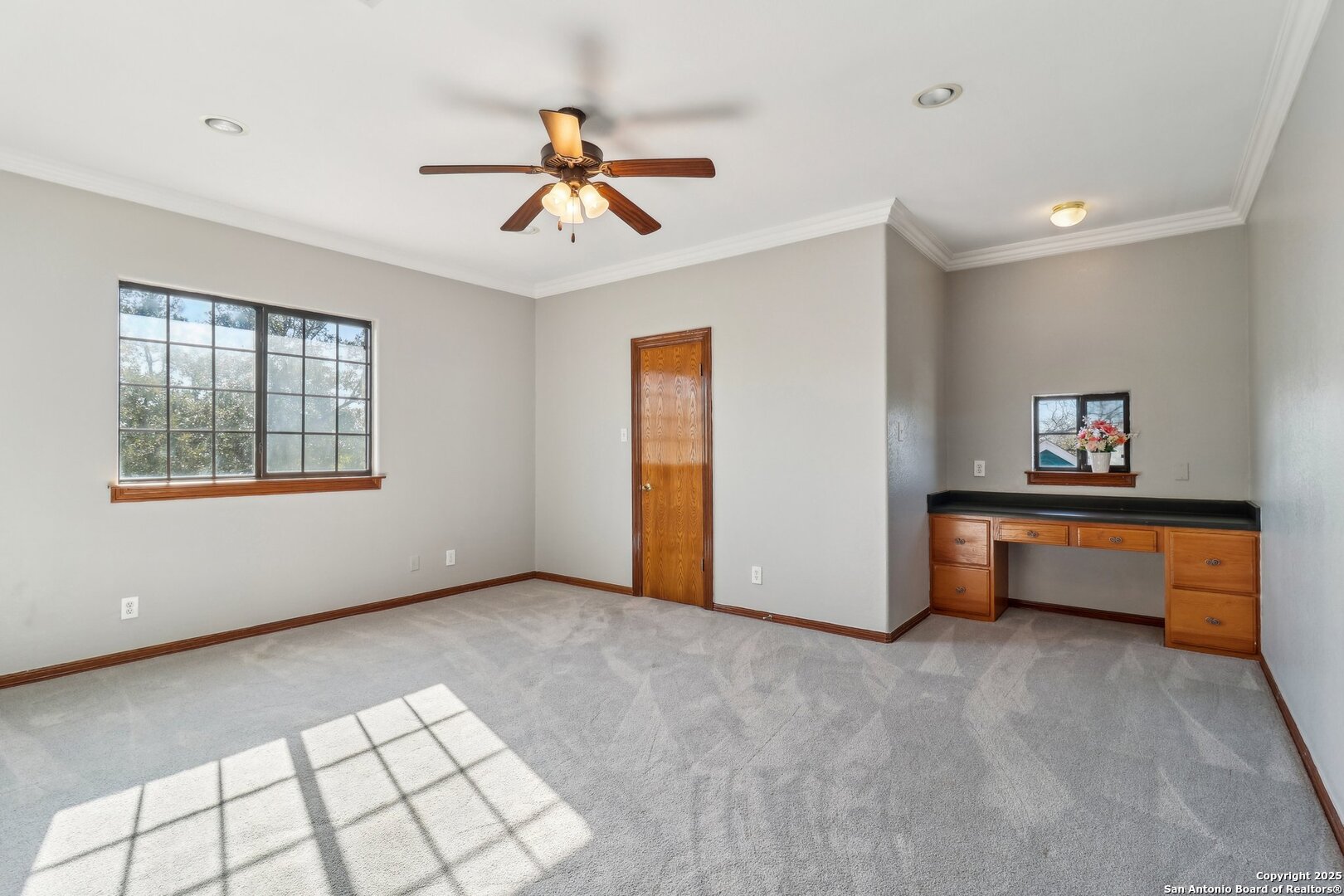 606 E Sunshine San Antonio TX 78228