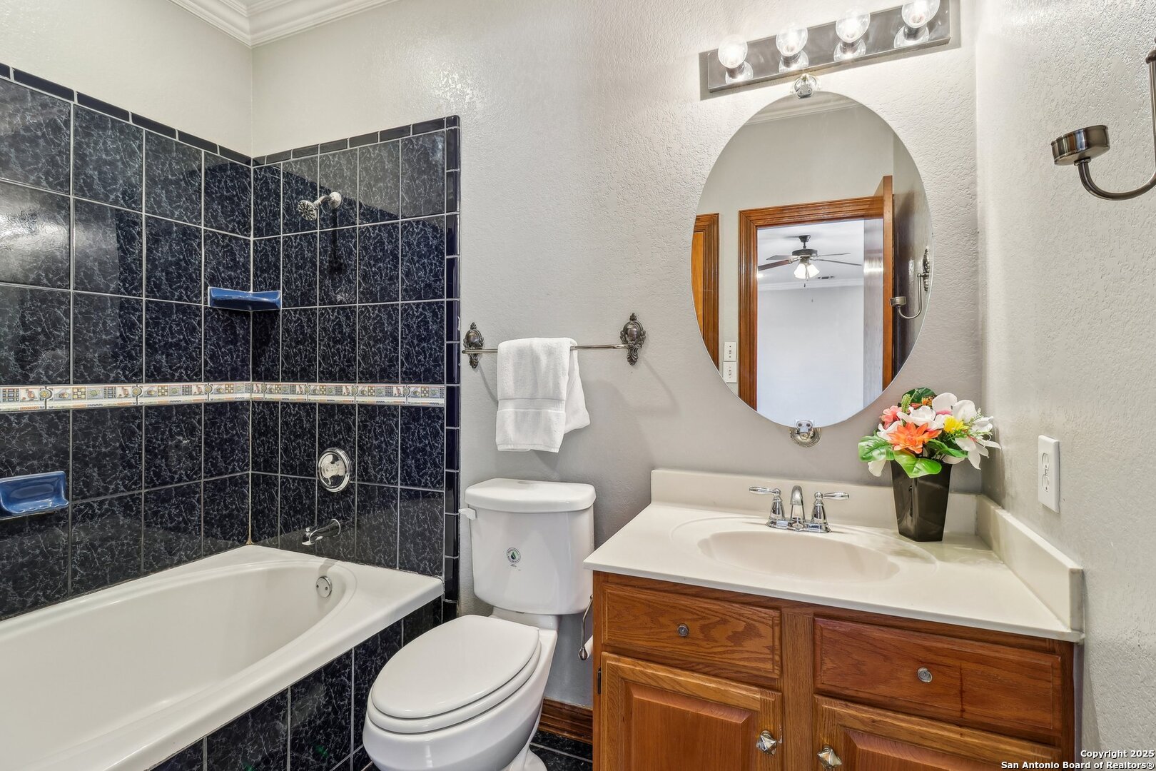 606 E Sunshine San Antonio TX 78228