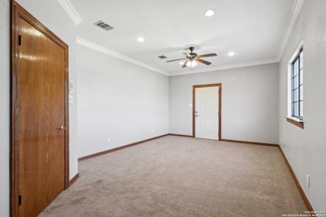606 E Sunshine San Antonio TX 78228