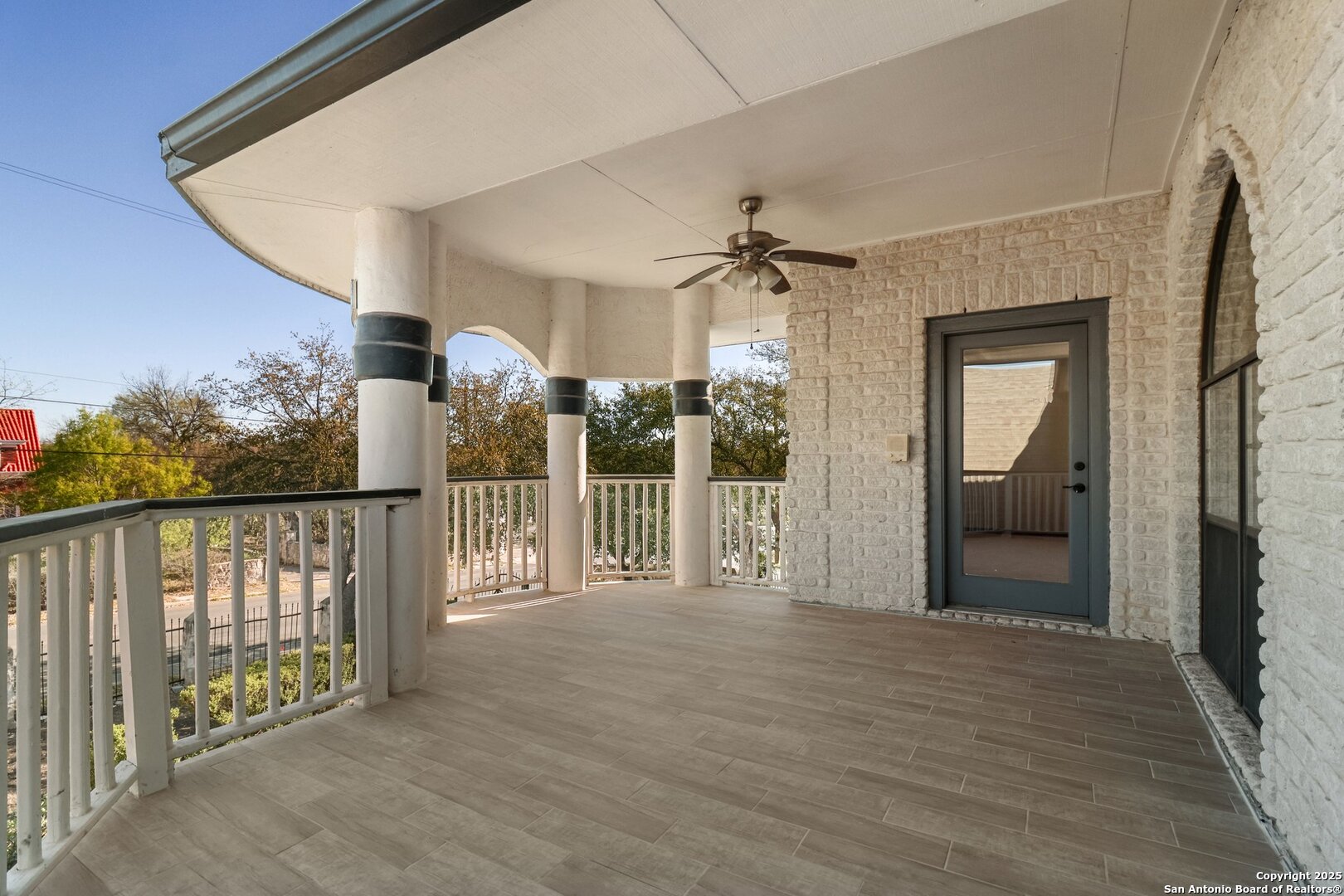 606 E Sunshine San Antonio TX 78228