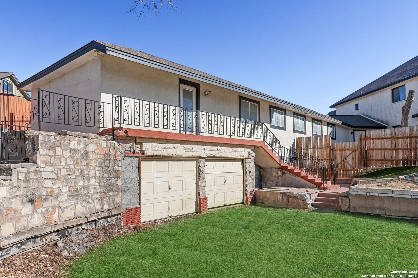 606 E Sunshine San Antonio TX 78228