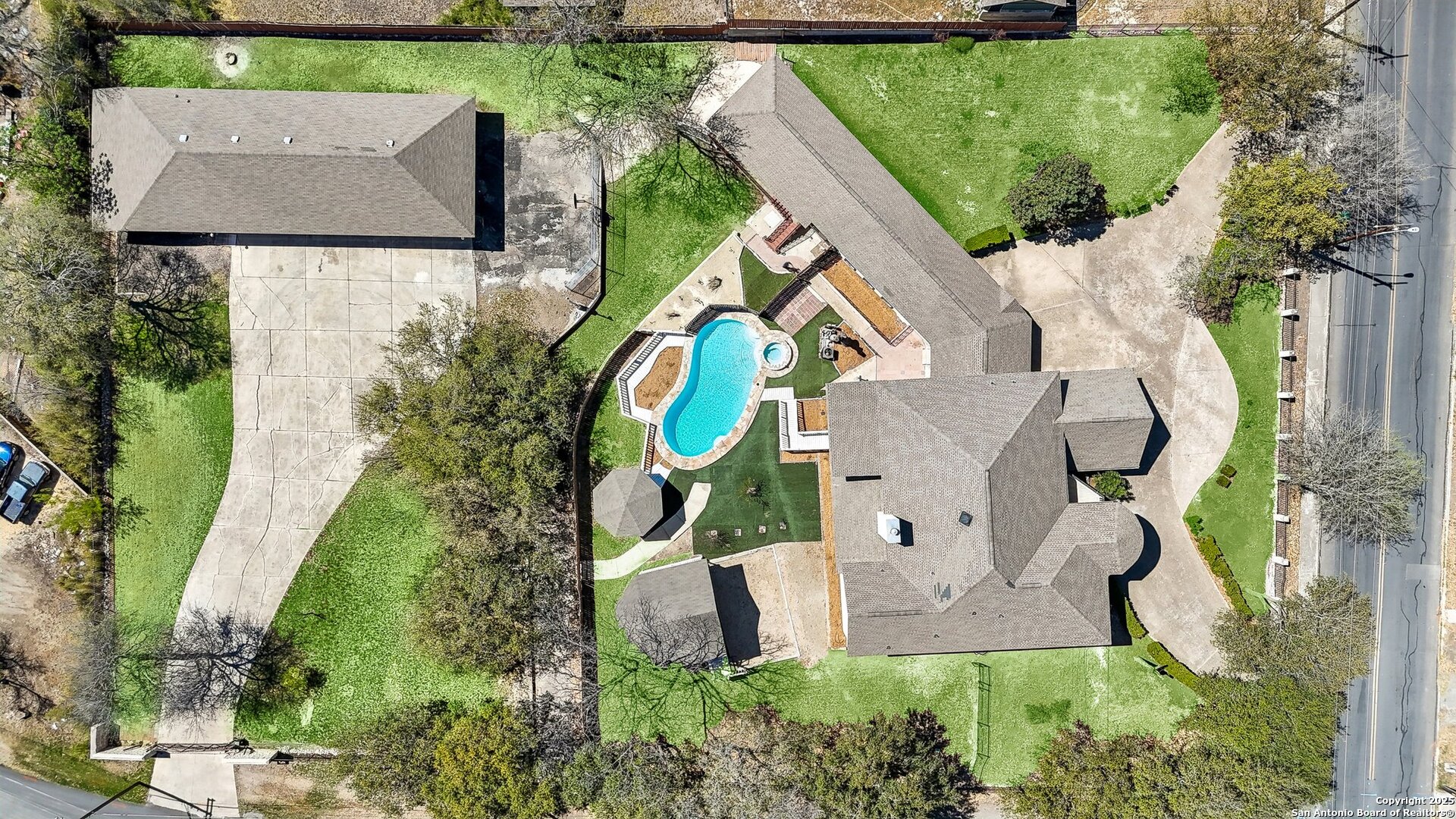 606 E Sunshine San Antonio TX 78228