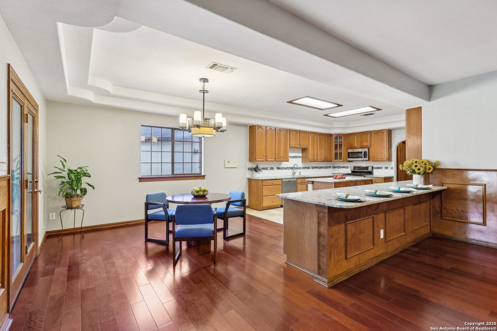 606 E Sunshine San Antonio TX 78228