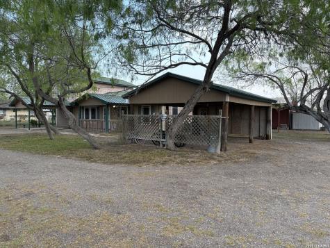 1019 County Road 350 Orange Grove TX 78372