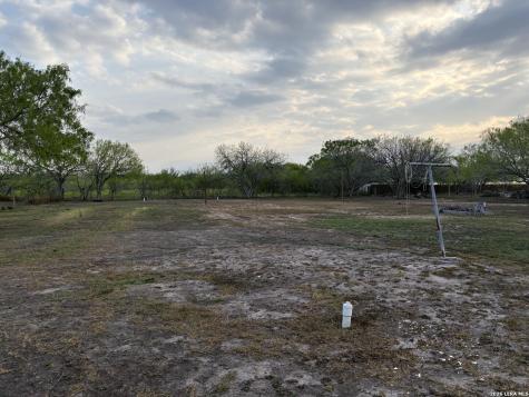 1019 County Road 350 Orange Grove TX 78372