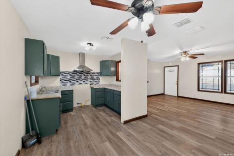 1019 County Road 350 Orange Grove TX 78372