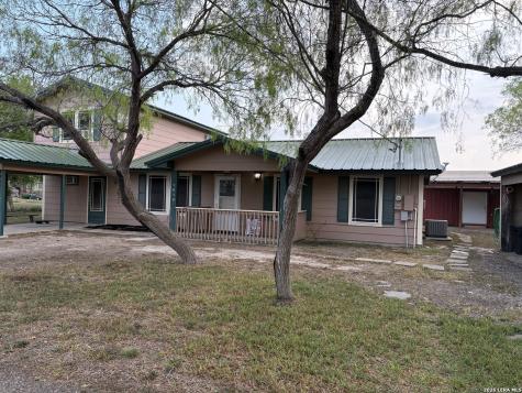 1019 County Road 350 Orange Grove TX 78372