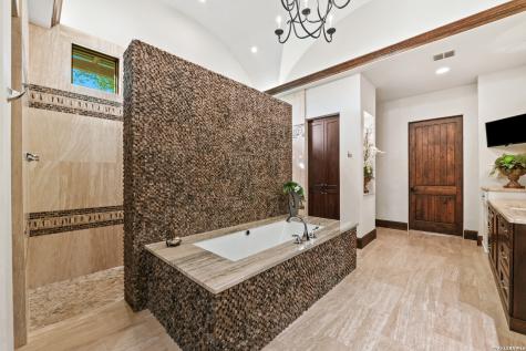 48 Oakland Hills Boerne TX 78006