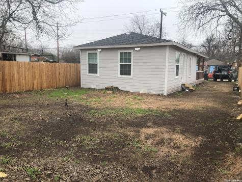 2115 S Navidad Street San Antonio TX 78207