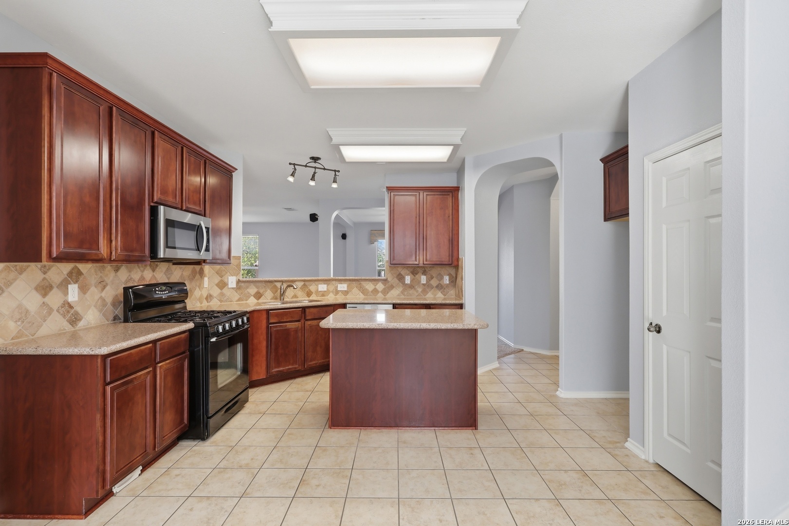15107 S Wingheart San Antonio TX 78253