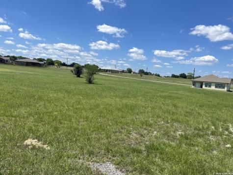 501 Spanish Grant Circle Bandera TX 78003