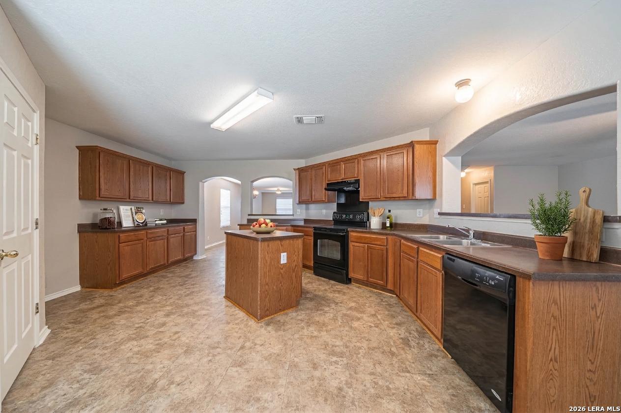 2111 Red Rock Crossing San Antonio TX 78245