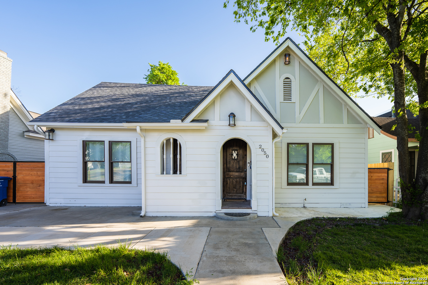 2048 W Gramercy Place San Antonio TX 78201