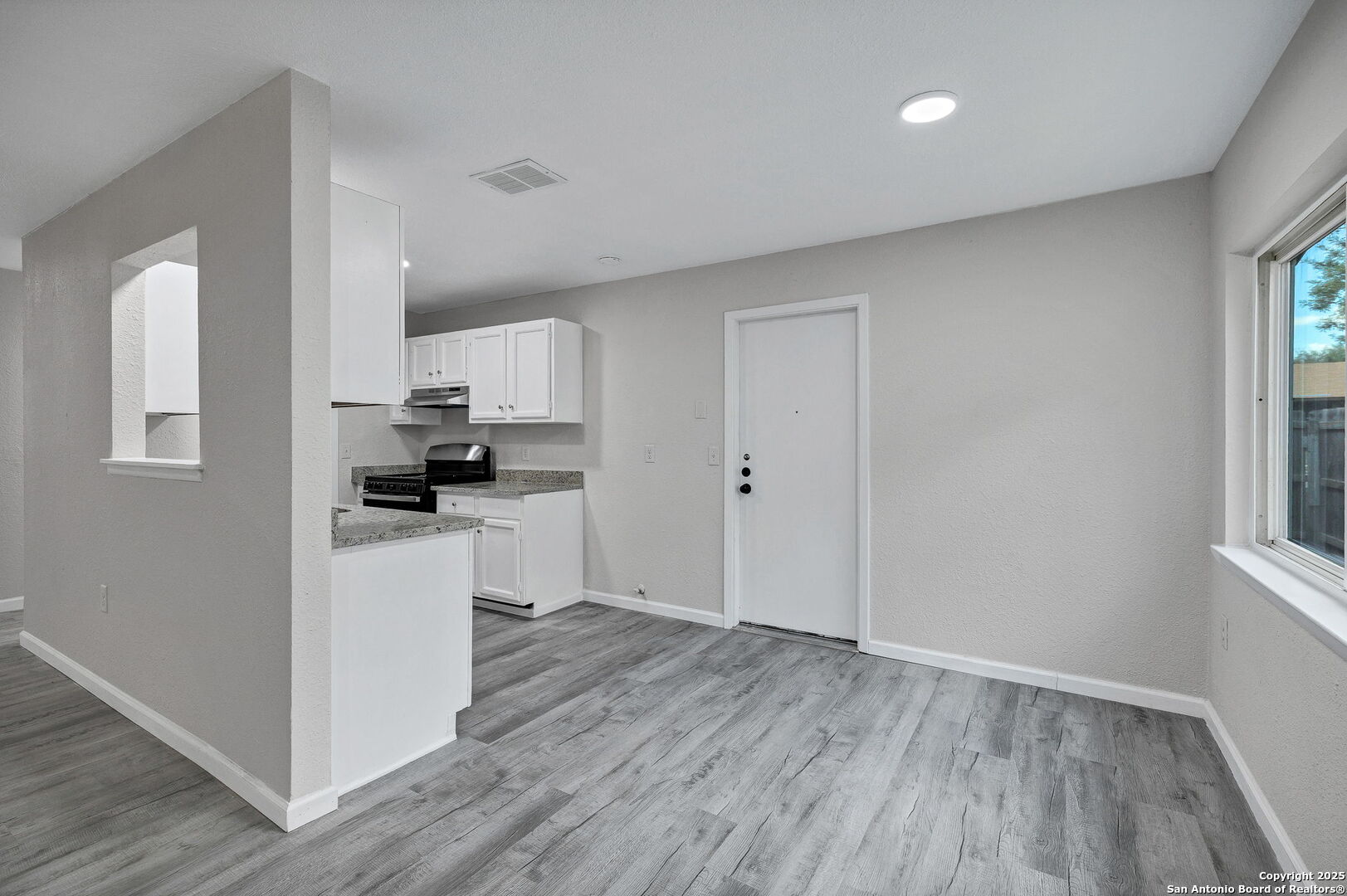 5915 Lake Champlain San Antonio TX 78233